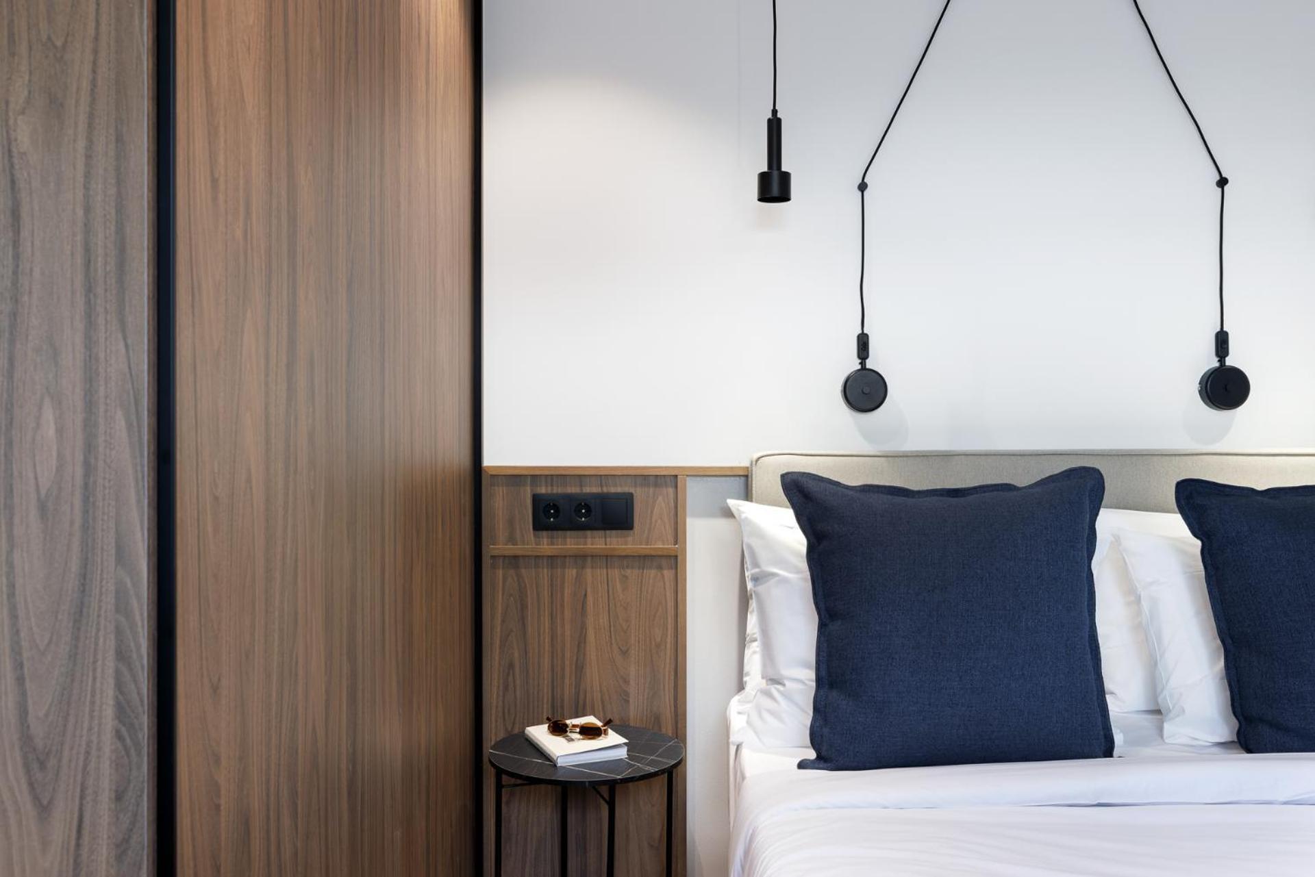 More By Zoia Living Aten Exteriör bild