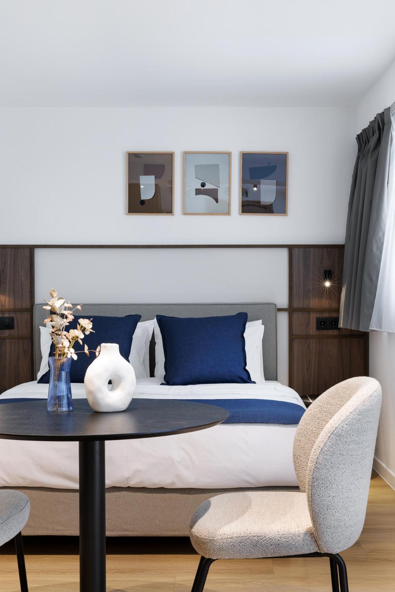 More By Zoia Living Aten Exteriör bild